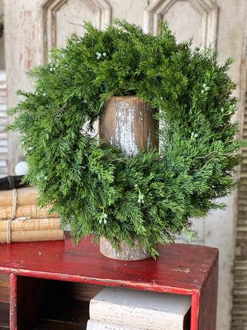 Dripping Cedar Wreath | 20"