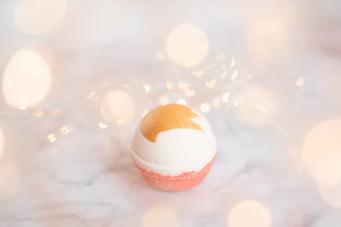 Cait + Co - Christmas - All is Bright Bath Bomb