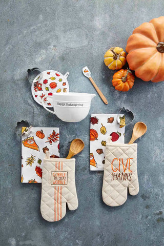 Thanksgiving Oven Mitt and Towel Set