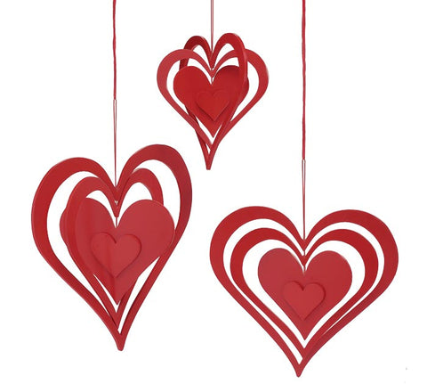 WOODEN RED HANGING HEARTS