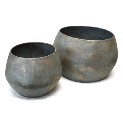 IRON ROUND PATINA PLANTER