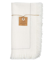 WHITE FRINGE NAPKIN SET